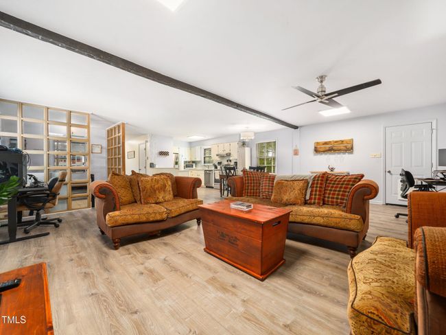 10-web-or-mls-1301 Lynwood-36 | Image 10