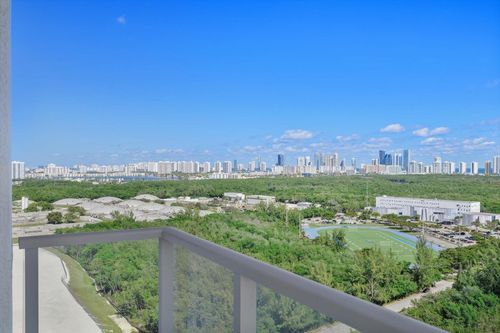 2106-15051 Royal Oaks Ln, North Miami, FL, 33181-2457 | Card Image