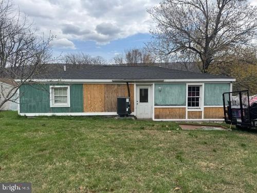 522 Mission Rd, HARPERS FERRY, WV, 25425-5534 | Card Image