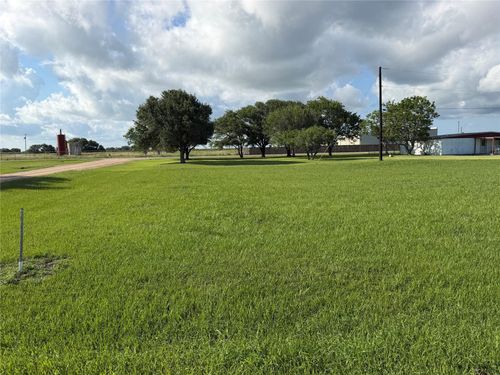 342 Starling, Palacios, TX, 77465 | Card Image