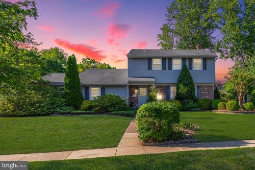 301 Mohawk Dr, Wenonah, NJ, 08090-2017 | Card Image
