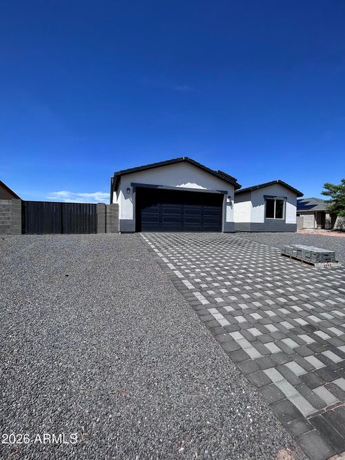 11778 W Cabrillo Dr, Arizona City, AZ, 85123-6427 | Card Image