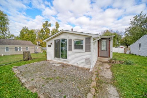 2736 Drexel Blvd, Adrian, MI, 49221-3521 | Card Image