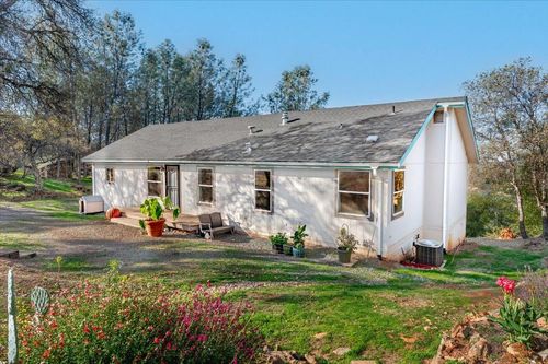 10540 Voyager Way, Smartsville, CA, 95977-9575 | Card Image