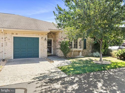 42-13001 Little Hayden Cir, HAGERSTOWN, MD, 21742-2521 | Card Image