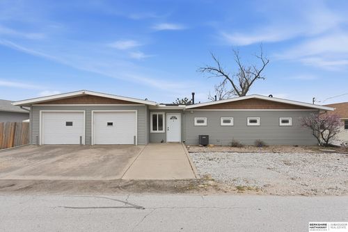 2028 Platteview Dr, Cedar Creek, NE, 68016-2412 | Card Image