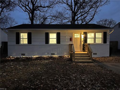 417 Hunlac Ave, Hampton, VA, 23664-1523 | Card Image