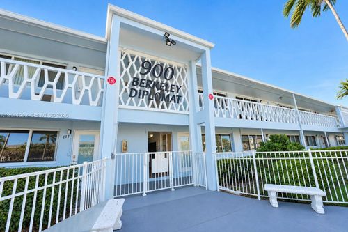 101-900 Atlantic Shores Blvd, Hallandale Beach, FL, 33009-2610 | Card Image