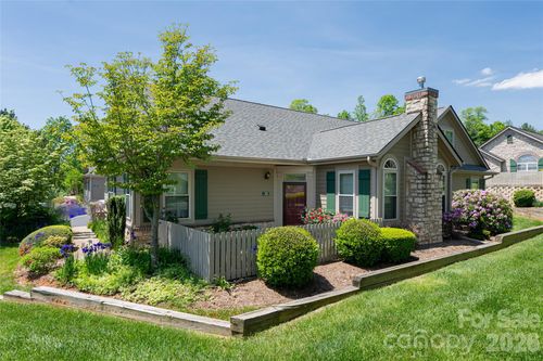55 Outlook Cir, Swannanoa, NC, 28778-9233 | Card Image