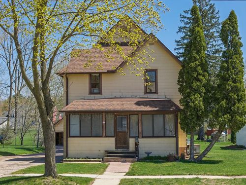 315 S Pine St, Reedsburg, WI, 53959-1933 | Card Image