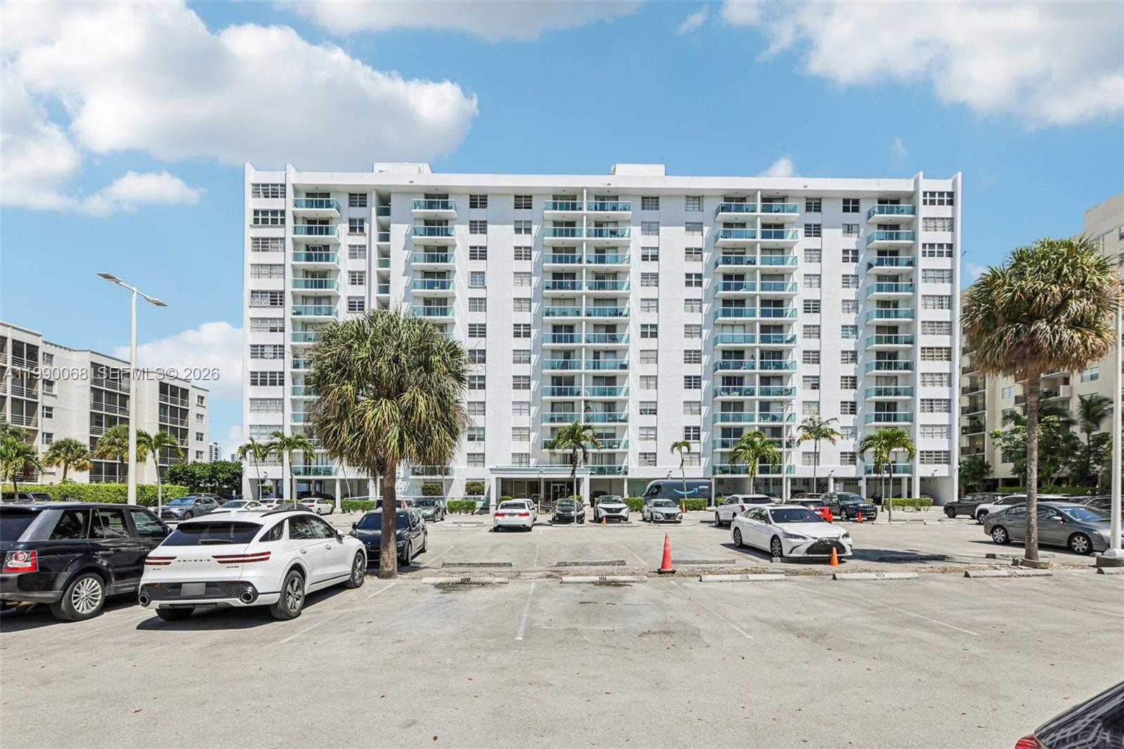 Residential in North Miami Beach 4