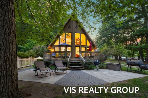 8082 Old Channel Trl, Montague, MI, 49437-1459 | Card Image