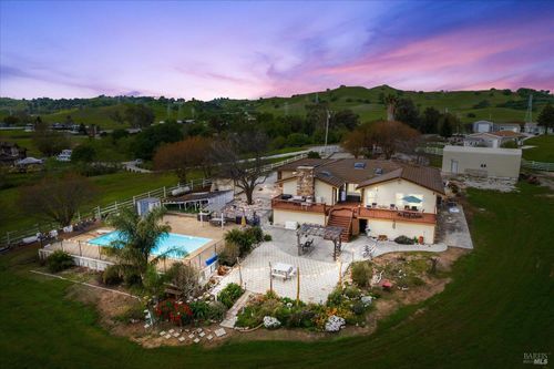4265 Summerwood Court, Vacaville, CA, 95688 | Card Image