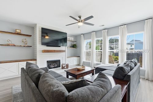 5 Vista Pointe Dr, Bluffton, SC, 29910-9345 | Card Image