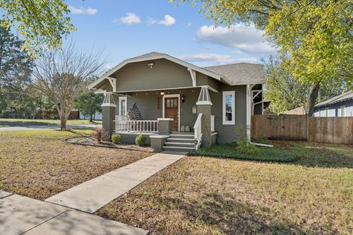 2844 S Adams St, Fort Worth, TX, 76110-3105 | Card Image