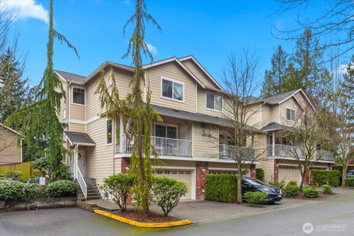 b5-15508 35th Ave W, Lynnwood, WA, 98087-2327 | Card Image