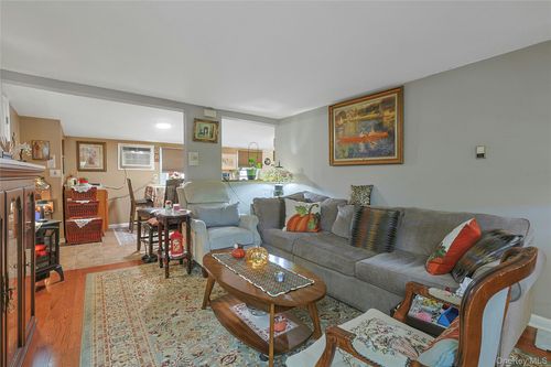 169 Sickles Ave, Nyack, NY, 10960-1830 | Card Image