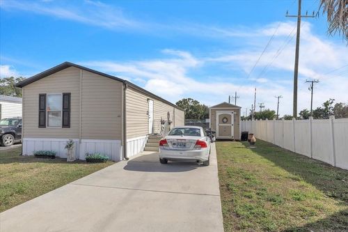 60-45 W Martin Luther King Jr St, Arcadia, FL, 34266 | Card Image