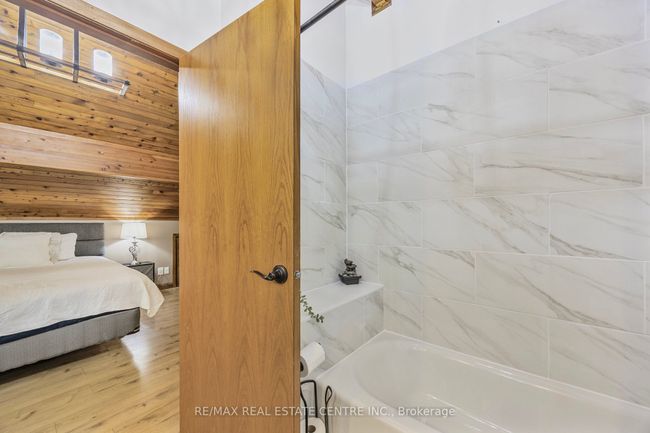 293432 Eighth Line, House other with 5 bedrooms, 2 bathrooms and 14 parking in Amaranth ON | Image 21