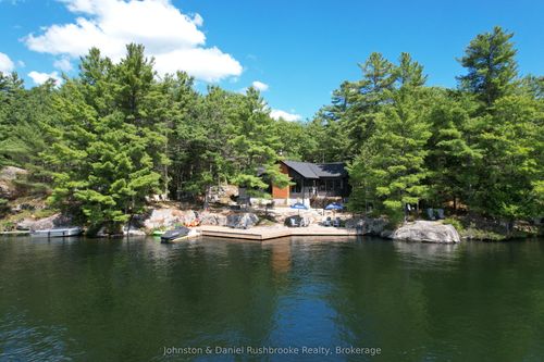 5857 Severn River Shore, Coldwater, ON, L0K1E0 | Card Image