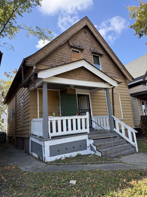 2469 N 37th Street, Milwaukee, WI, 53210 | Card Image