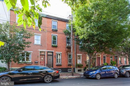 2204 Brown St, PHILADELPHIA, PA, 19130-1906 | Card Image