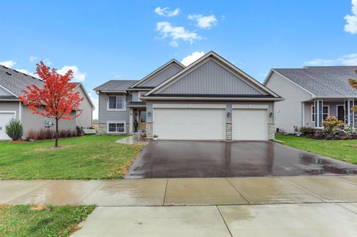 2857 213th St W, Farmington, MN, 55024-1298 | Card Image