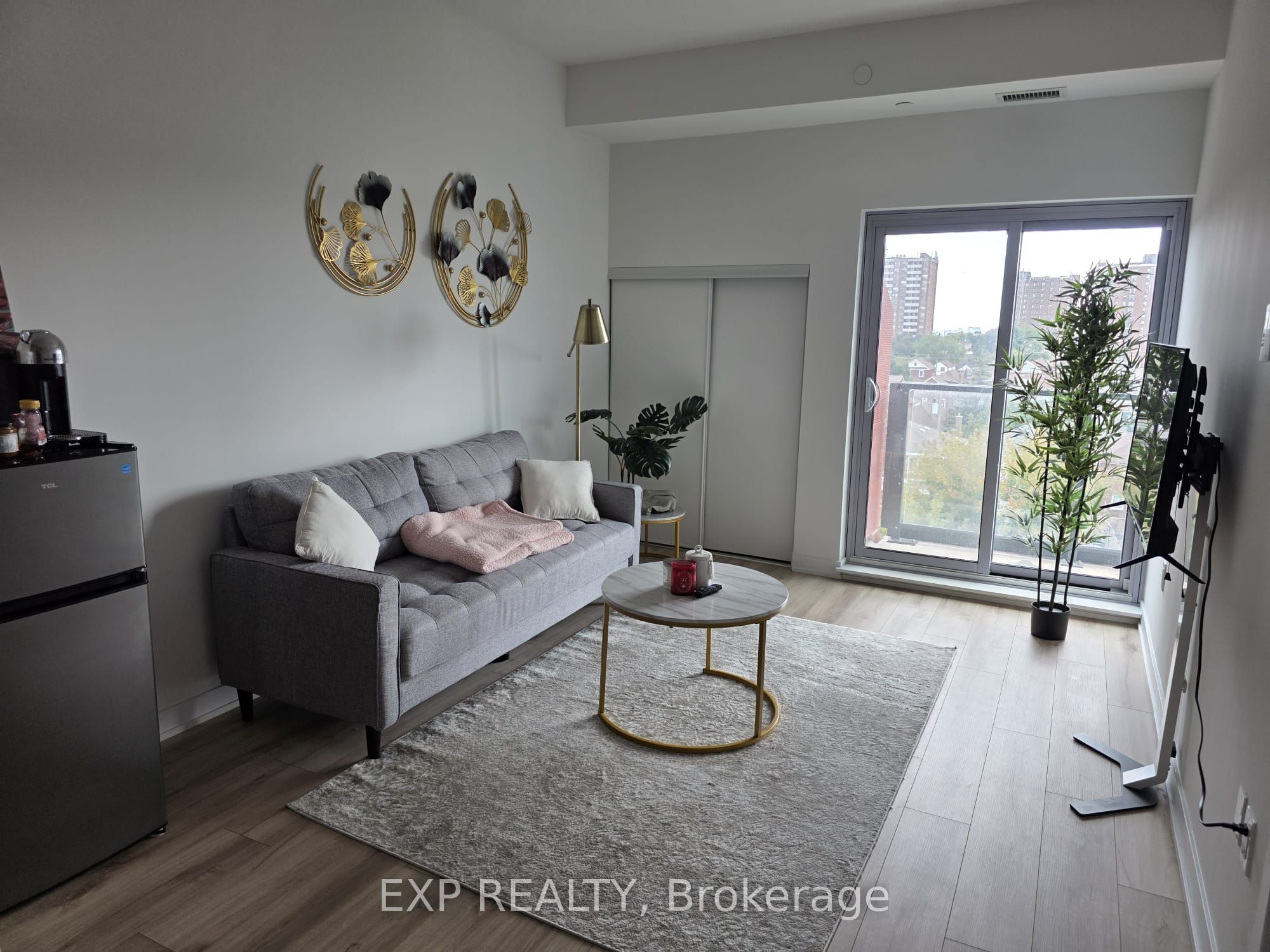 Residential in Toronto W04 3