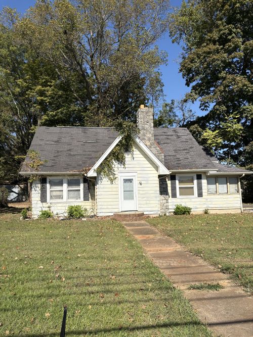 313 Cumberland St W, Cowan, TN, 37318-3105 | Card Image