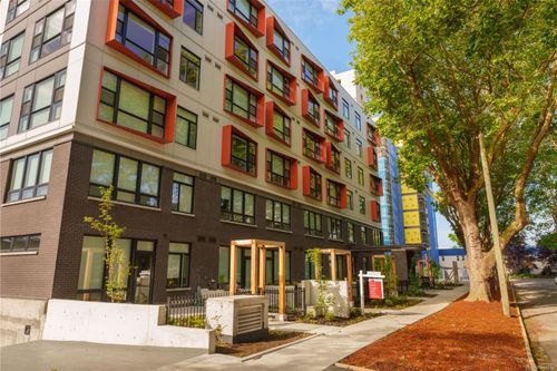 210-629 Speed Ave, Victoria, BC, V8Z1A5 | Card Image