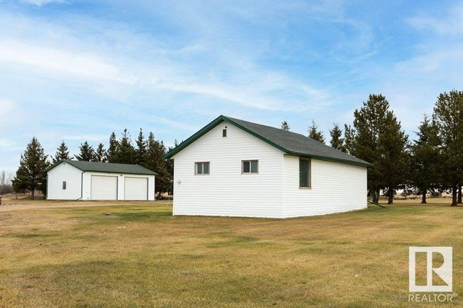 240048 Township Road 630, House other with 6 bedrooms, 4 bathrooms and null parking in Rochester AB | Image 8
