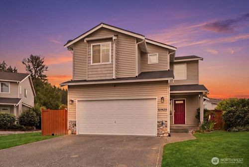 10923 185th Ave E, Bonney Lake, WA, 98391-6052 | Card Image