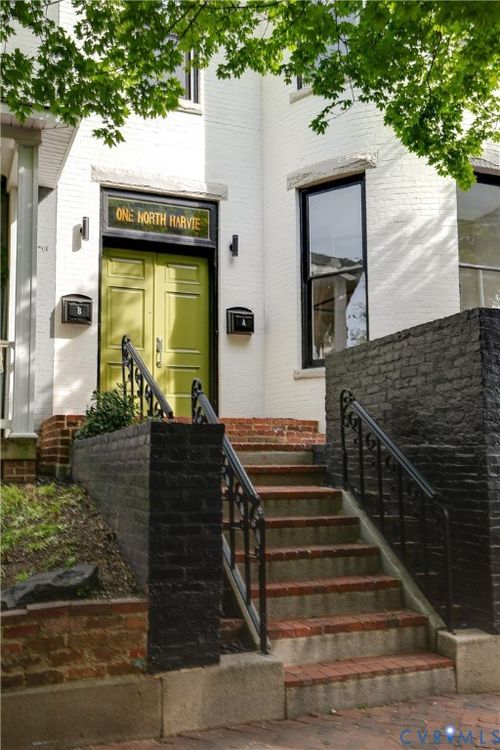 a-1 N Harvie St, Richmond, VA, 23220-4625 | Card Image
