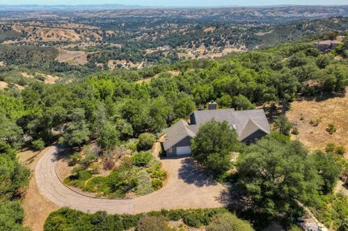 11995 San Marcos Road, Atascadero, CA, 93422 | Card Image