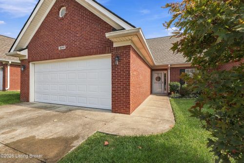 10111 Autumn Gardens Way, Louisville, KY, 40229 | Card Image