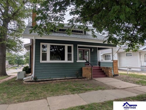 403 N East Ave, York, NE, 68467-3732 | Card Image