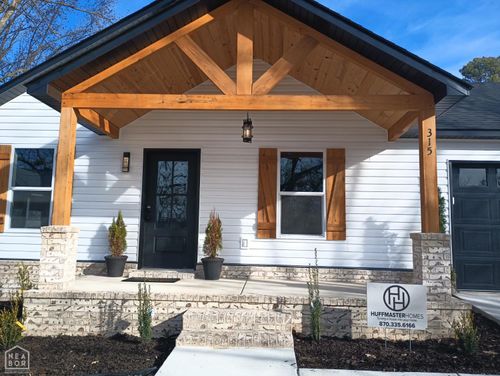 315 N 6th St, Paragould, AR, 72450-3504 | Card Image