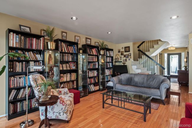 1339 Knollcrest Cir, Condo with 3 bedrooms, 3 bathrooms and null parking in Bloomfield Hills MI | Image 16