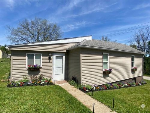 72 S Lincoln Ave, Greensburg, PA, 15601-1225 | Card Image