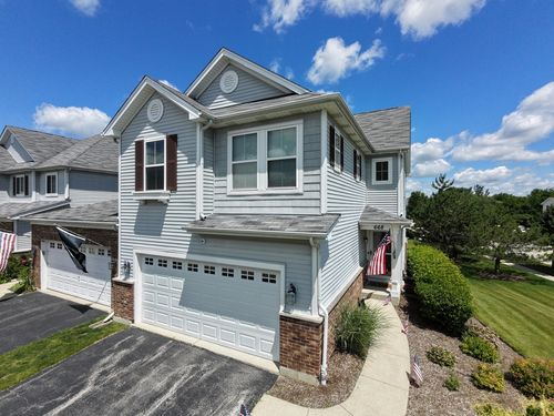 668 Acadia Cir, Crystal Lake, IL, 60014-1915 | Card Image