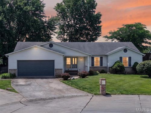 412 Pandora Ct, Saint Peters, MO, 63376-5234 | Card Image