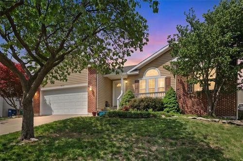 1501 Fox Run Trl, Platte City, MO, 64079-7655 | Card Image