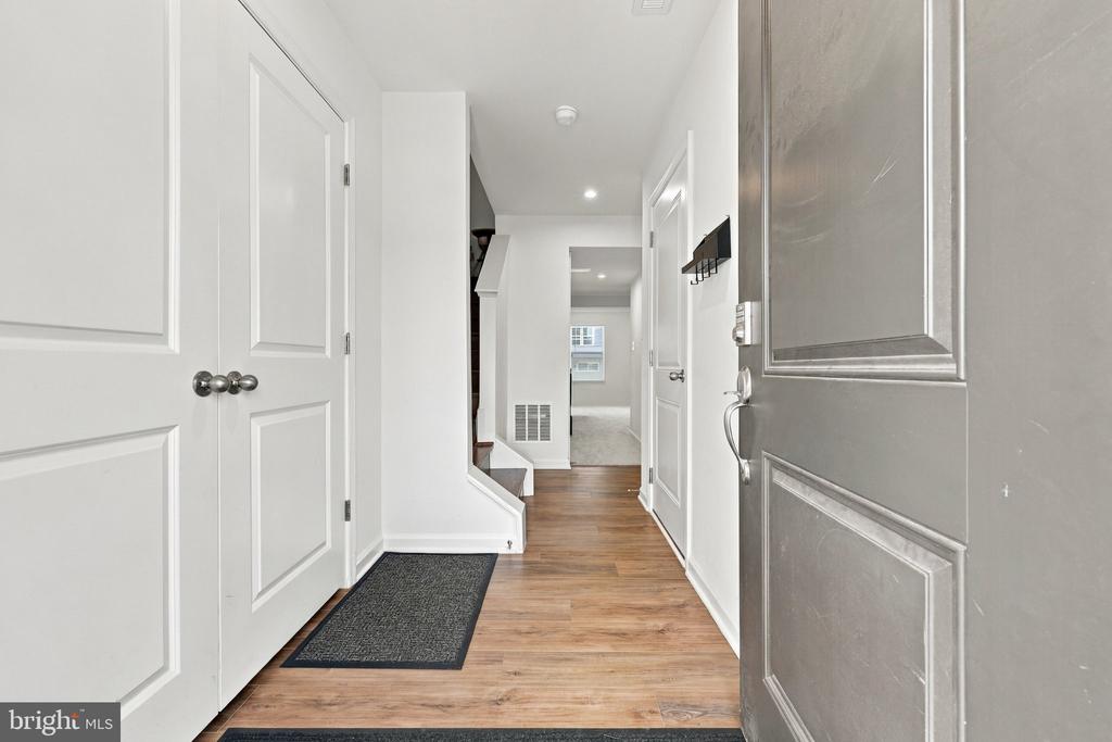 Residential Lease in CHARLES TOWN 3