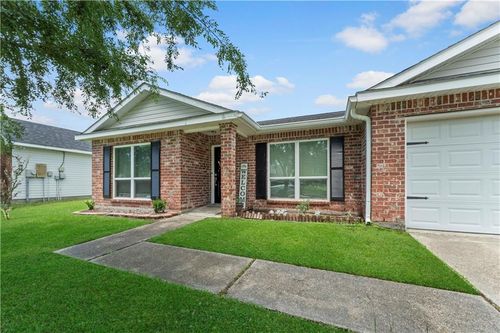 995 Maple Creek Dr, Slidell, LA, 70461-5341 | Card Image