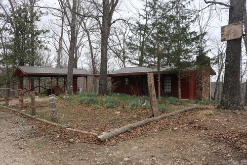 826 Crooked Ridge Rd, Mountain View, AR, 72560-8718 | Card Image