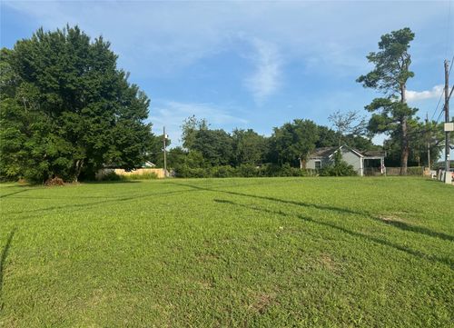 7902 Carbondale St, Dallas, TX, 75216-4117 | Card Image