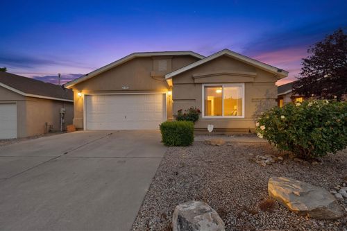 531 Manistee St Se, Albuquerque, NM, 87123-3488 | Card Image