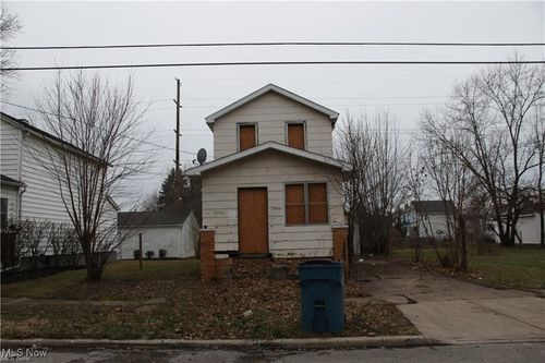 3326 Camden Ave, Lorain, OH, 44055-2272 | Card Image