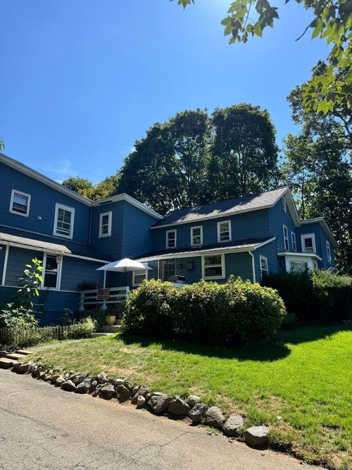 apt-b-52 Raymond St, Darien, CT, 06820-4900 | Card Image
