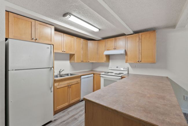 Kitchen - Similar Unit | Image 8